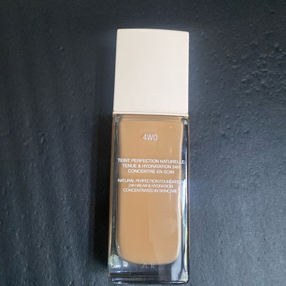 Dior Forever Skin‎ Glow Foundation 4W0, NWOB - Picture 8 of 8